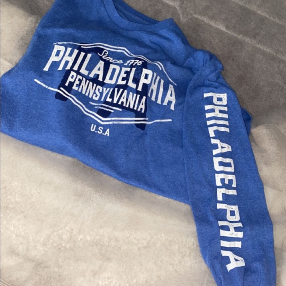 Long sleeve tee